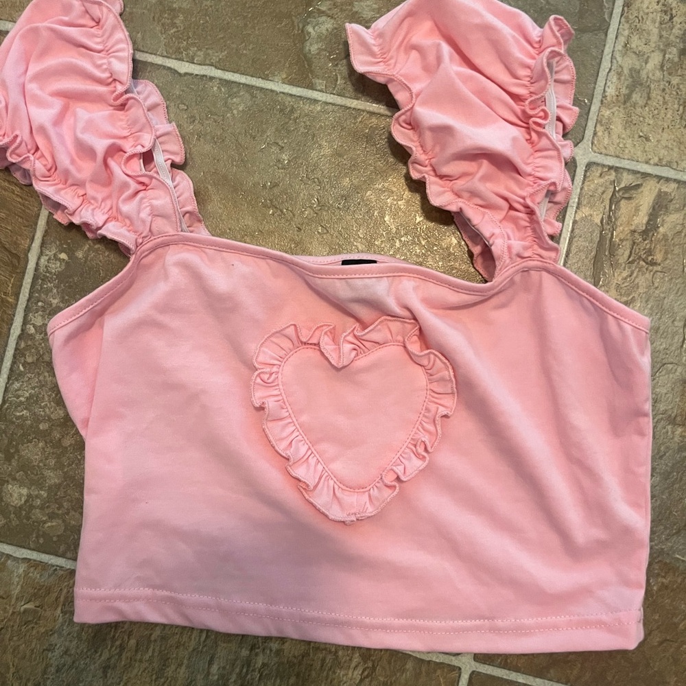 SHEIN Pink Flutter Sleeve Crop Top